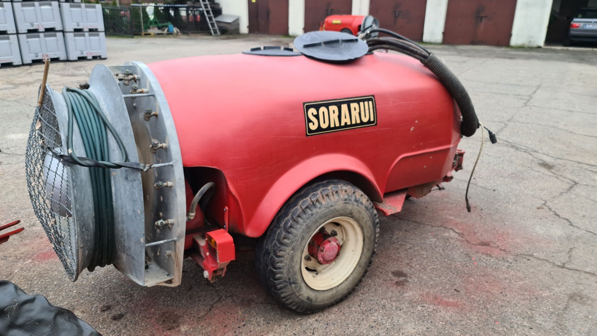 Opryskiwacz sadowniczy Sorarui Mitterer 1000l 1500l