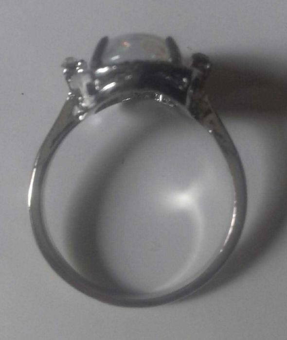 pierścionek srebrny z opalem