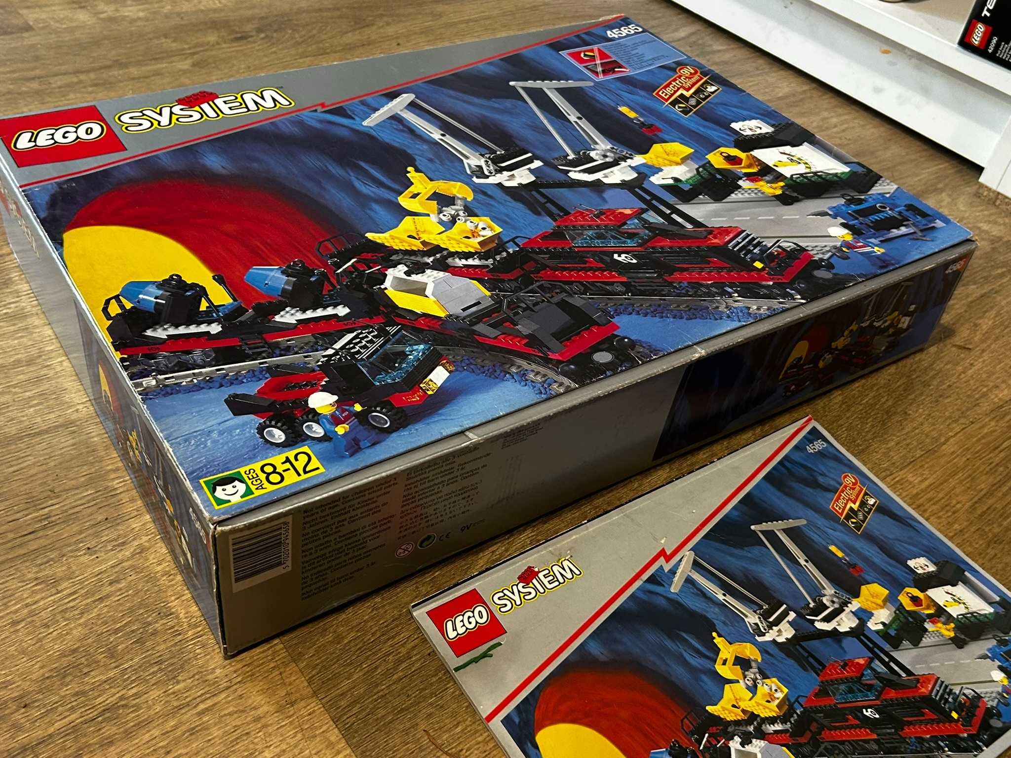 Lego Train 9V 4565 Freight and Crane Railway