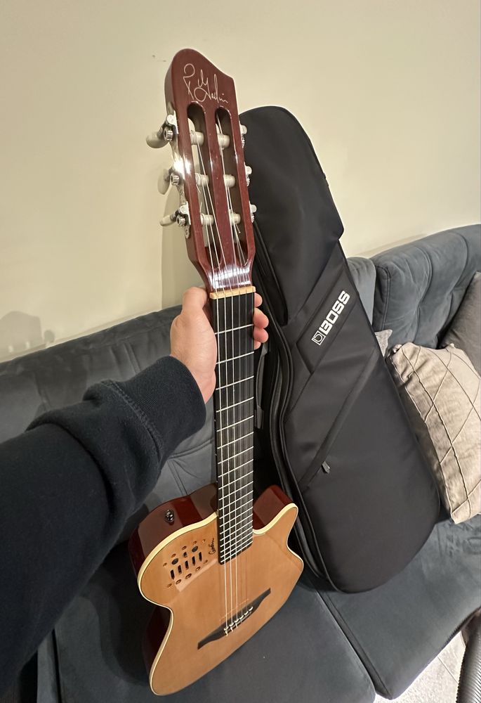 Godin Multiac Grand Concert SA - Como Nova