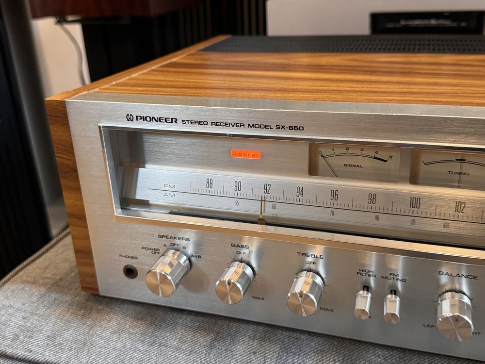 Amplituner Pioneer SX-650 vintage stereo