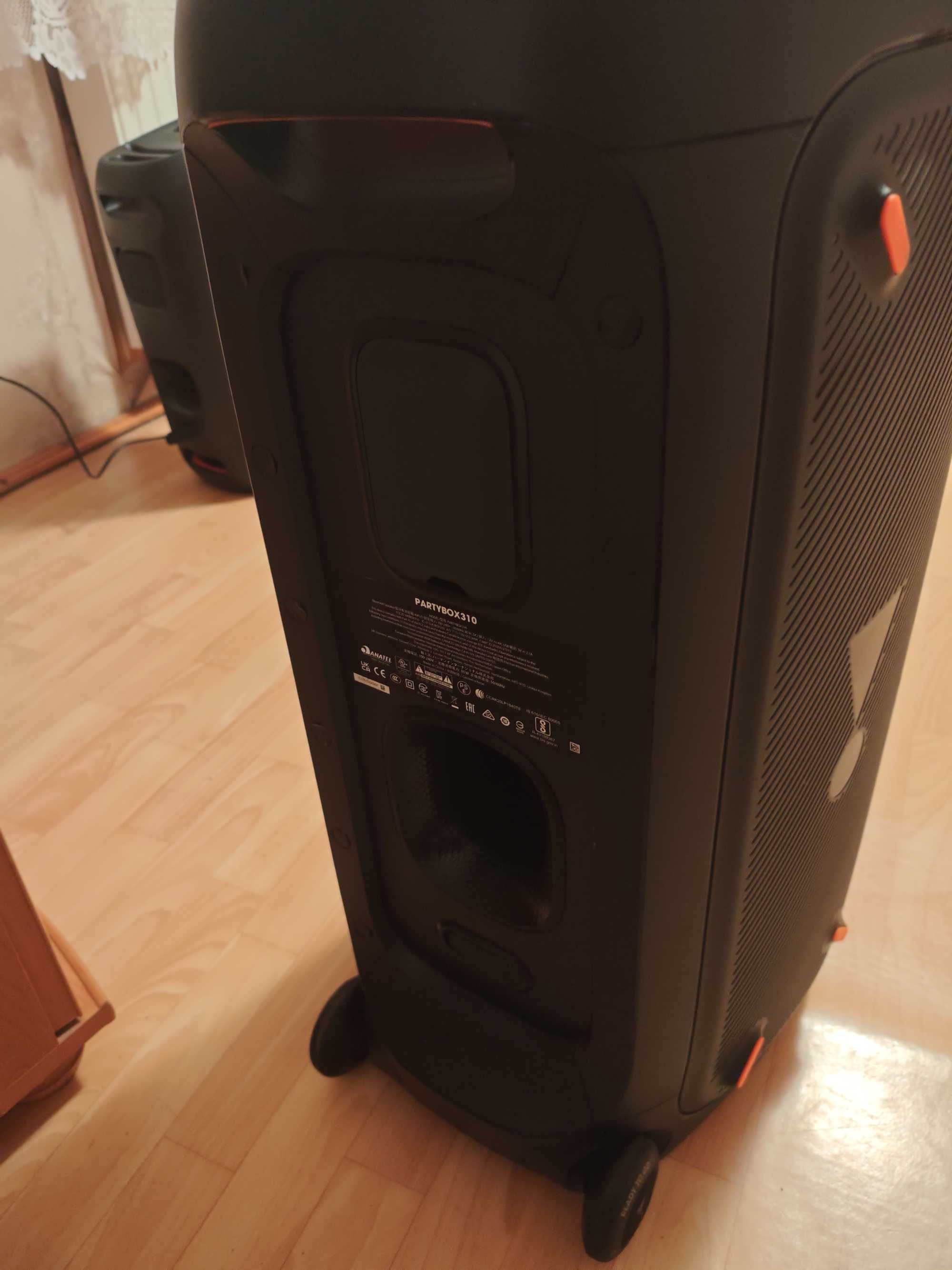 JBL PARTYBOX 310 głośnik bluetooth z akumulatorem.