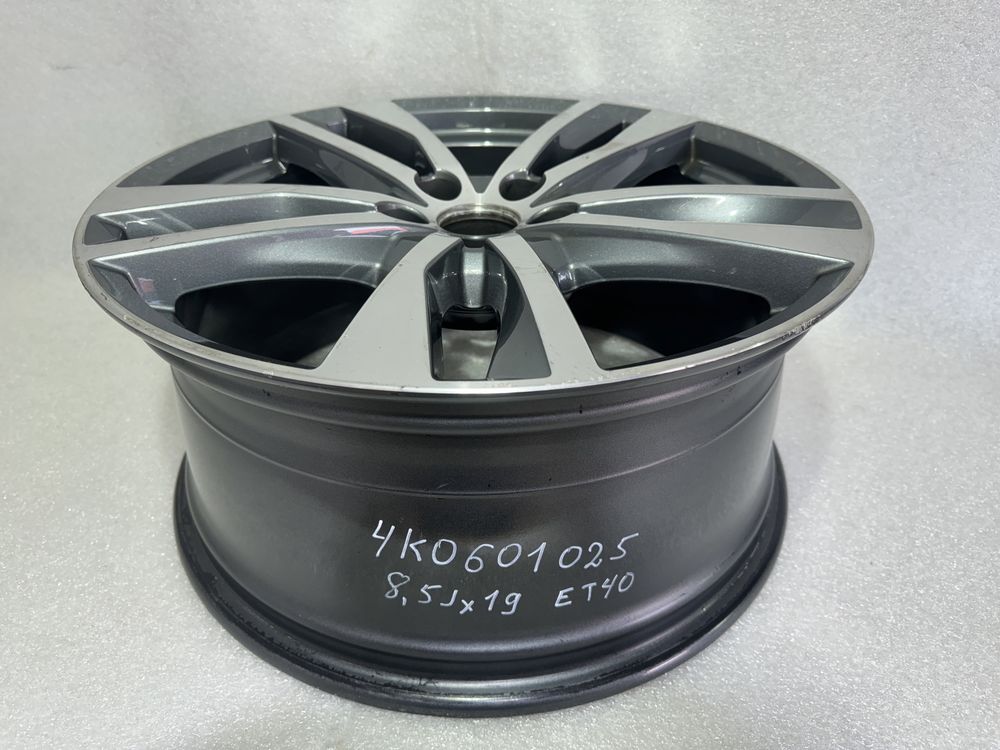 Felga aluminiowa Audi A6 4K0 OE 8.5" x 19" 5x112 ET 40