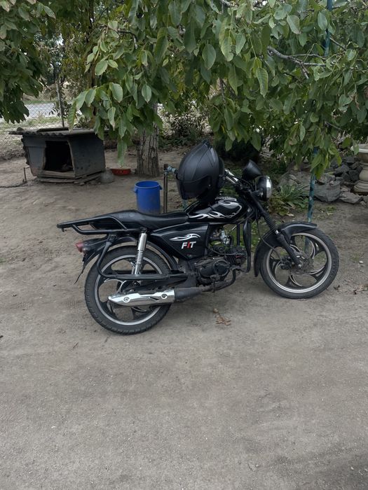 Продам мопед мустанг