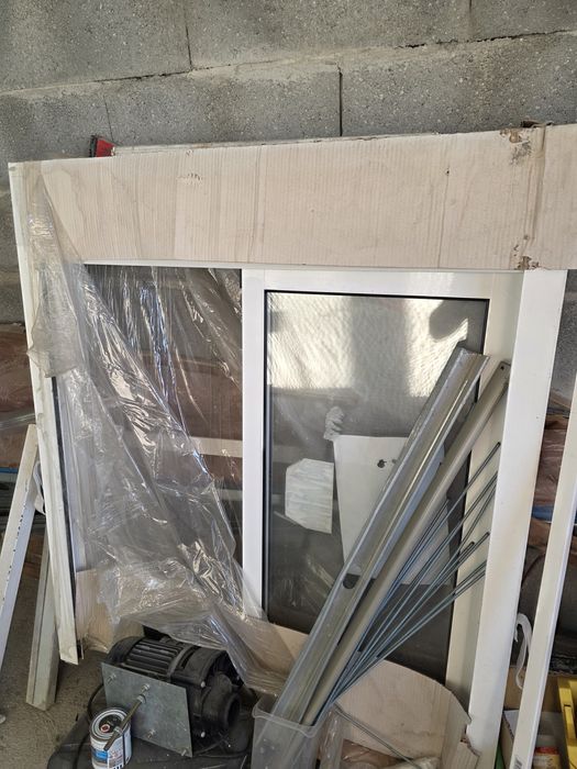Janela nova nunca instalada