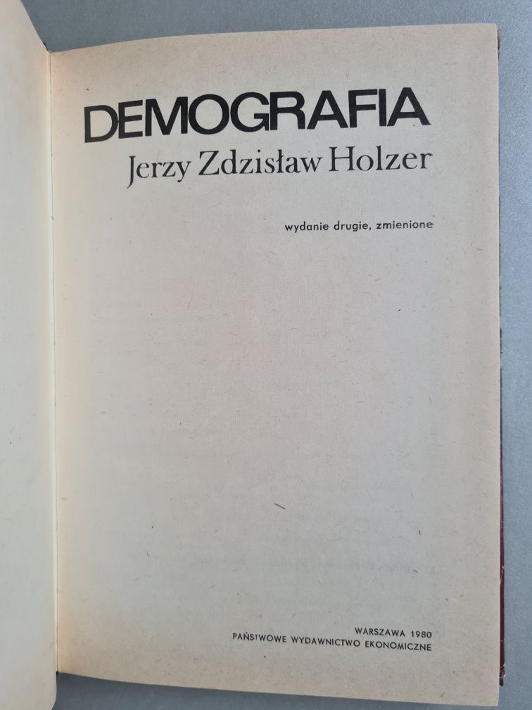 Demografia - Jerzy Zdzisław Holzer