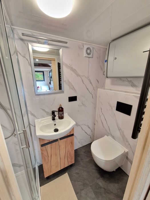 Mrozy House - nowoczesny dom Tiny na wynajem - mały dom, duży spokój