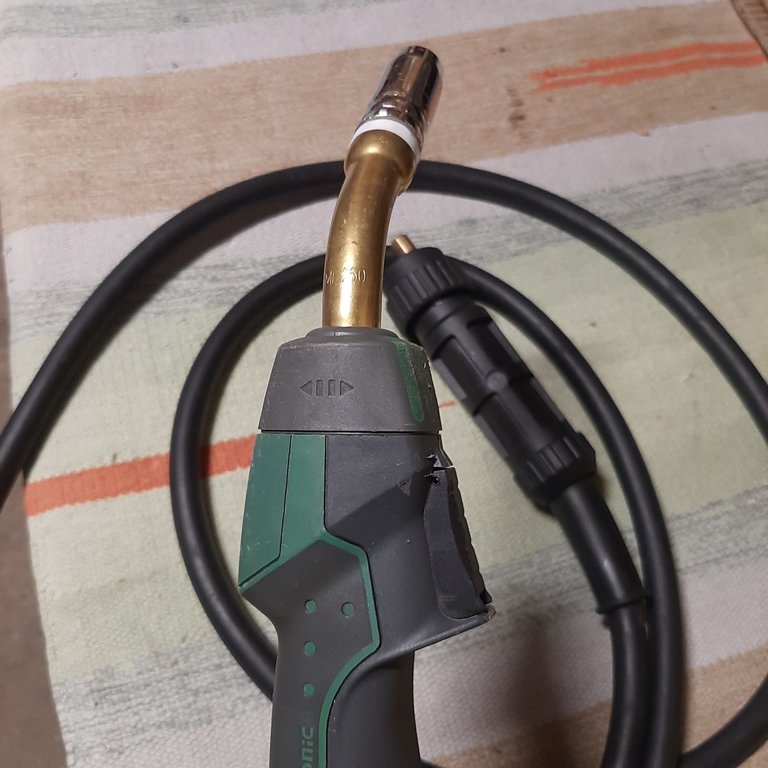 Migatronic Uchwyt spawalniczy MIG | ML250 TWIST R 3m 1.0/MB 25