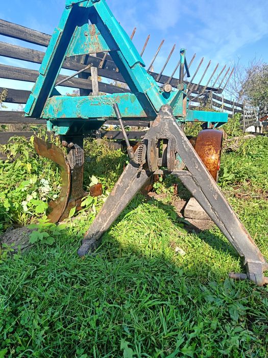 Продам Плуг ПЛН 3-35