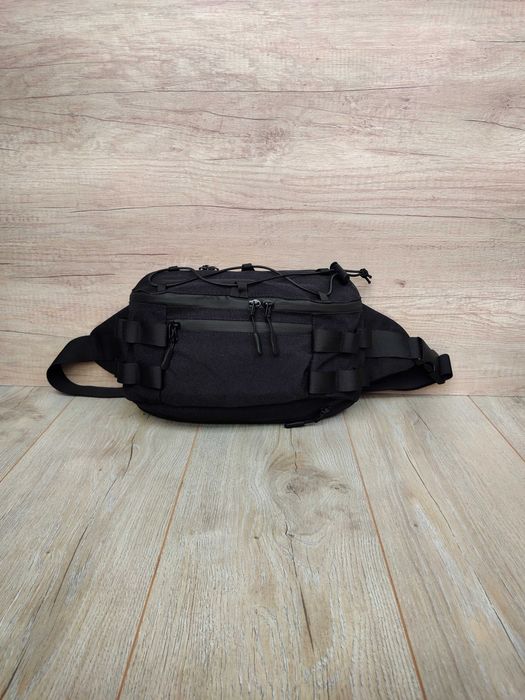 831 Сумка бананка на пояс і через плече