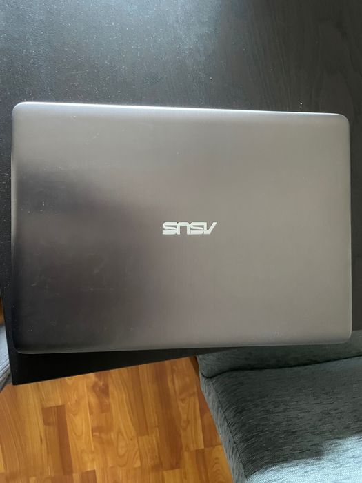 Computador portátil ASUS