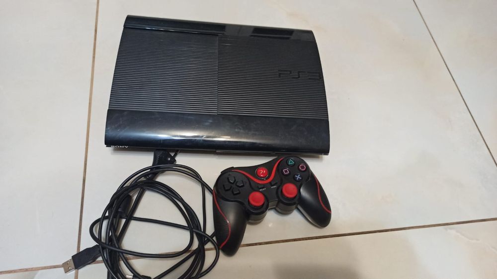 Sprzedam konsolę PlayStation 3 Ps3 Slim Konsola sprawna w 10