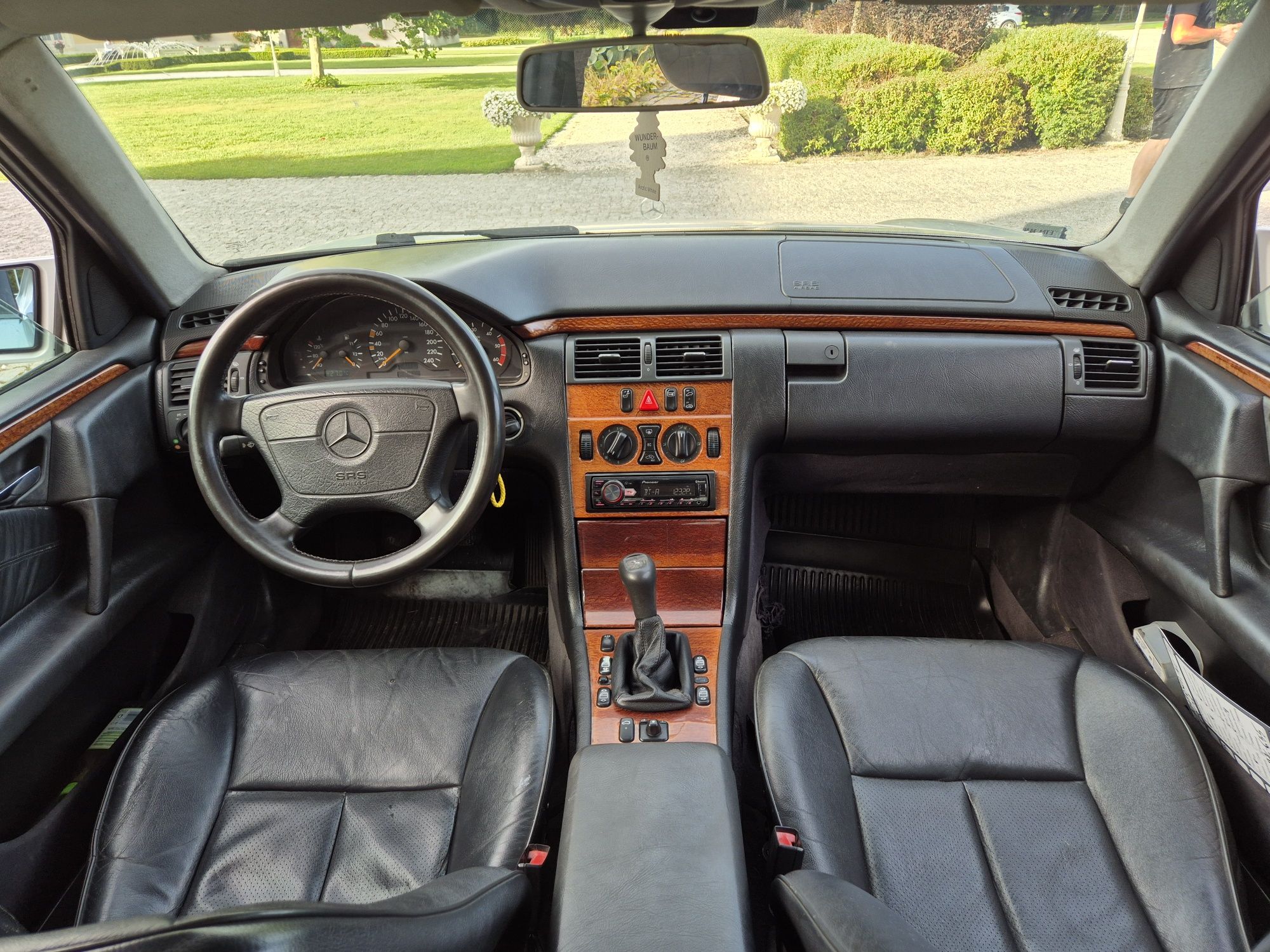 Mercedes-Benz W210 E200 CDi 2.2 Okular Opłaty, zdrowy, BDB stan, hak