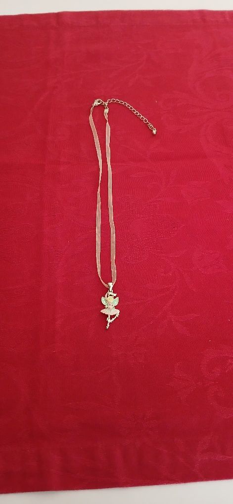 Colar/fio de criança da Avon