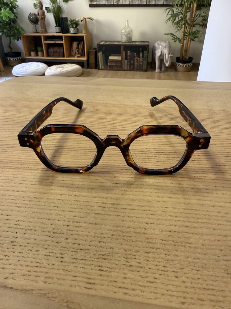 Oculos com armação padrão