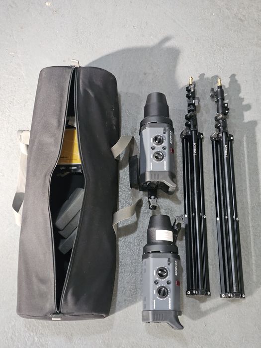 4 Cabeças Flash Bowens e acessórios