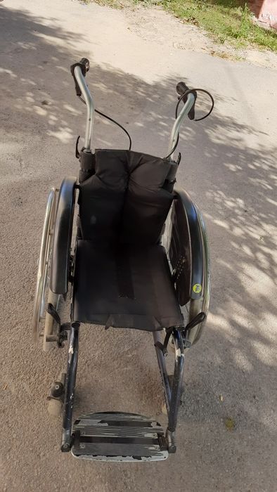 Активне крісло колісне