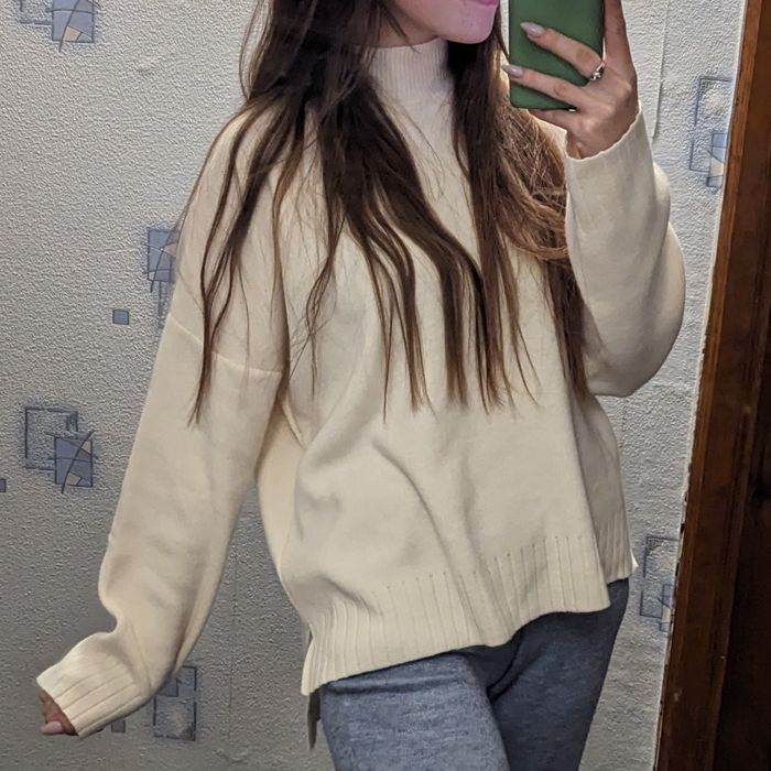 Кофта молочная Оверсайз