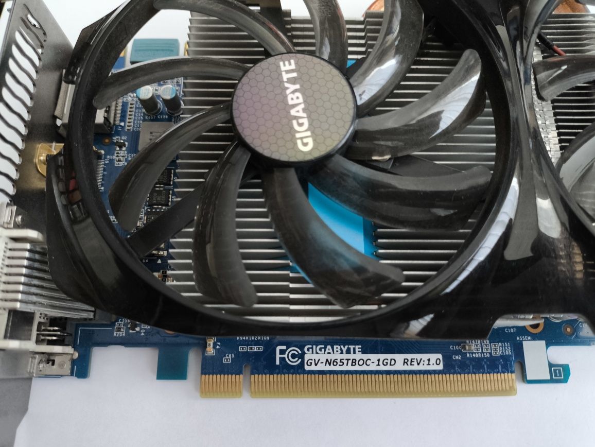 Відеокарта Gigabyte GeForce GTX650Ti Boost 1Gb
