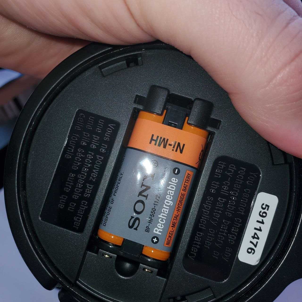 Продам навушники Sony MDR-RF810R