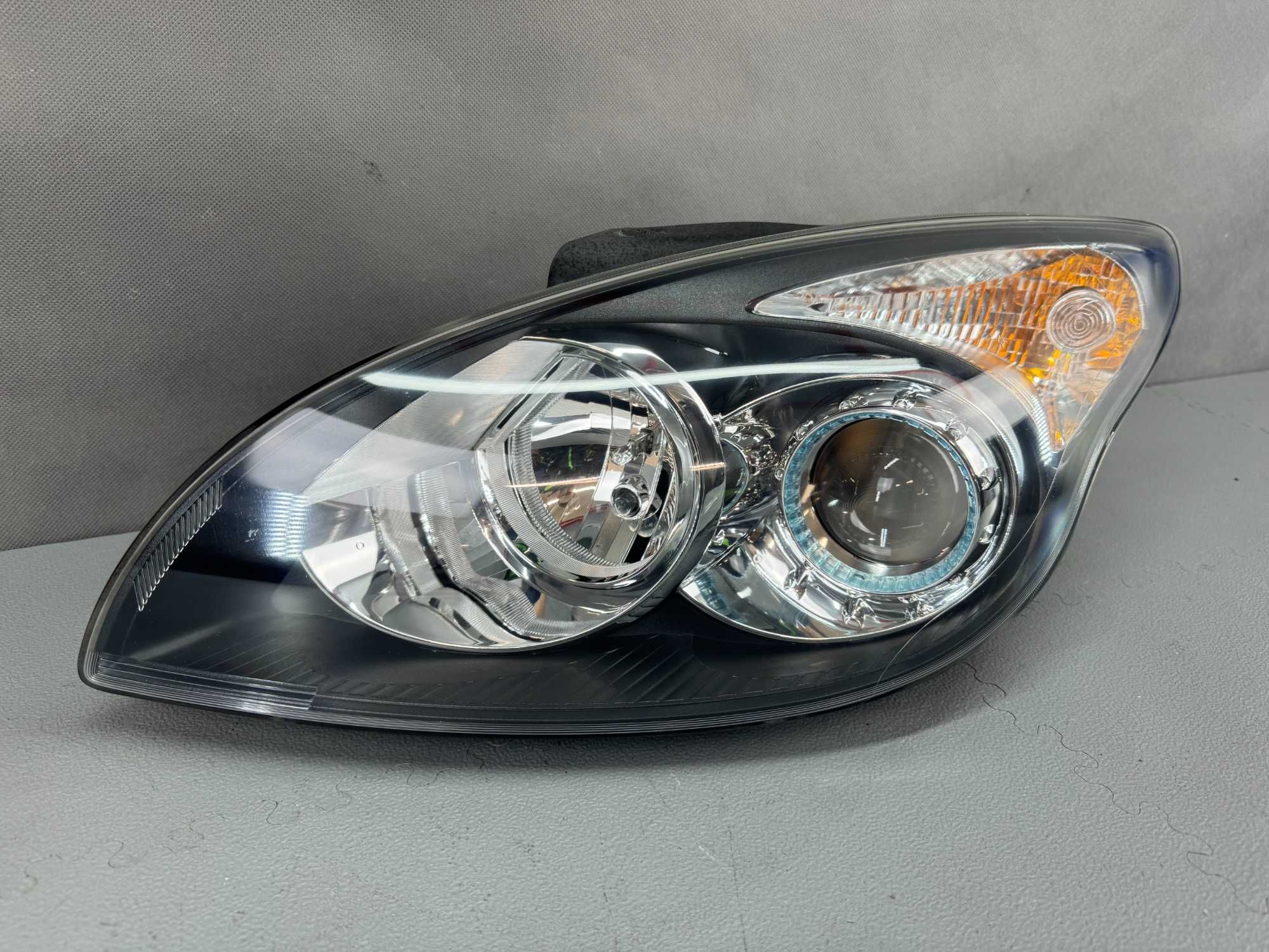 Hyundai I30 LIFT FL Lampa Przód Przednia Lewa Europa Stan BDB