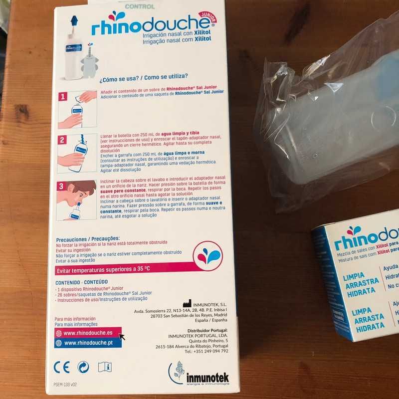 Rhinodouche sal para kids, com algumas saquetas