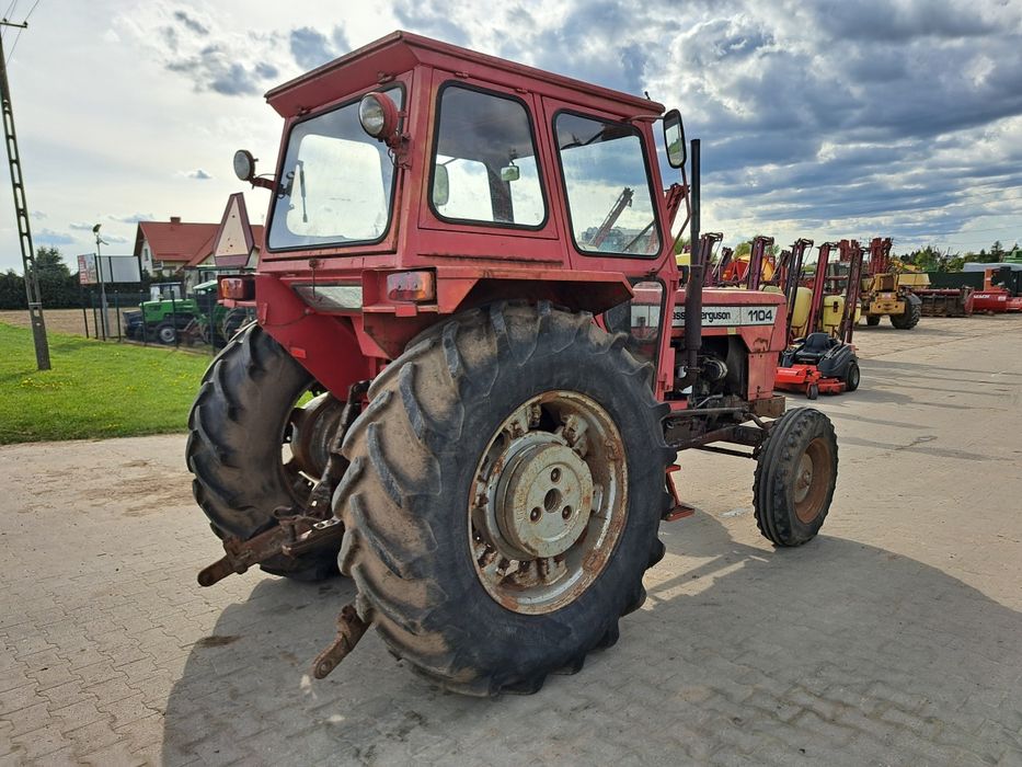 Ciągnik Massey Ferguson 1104