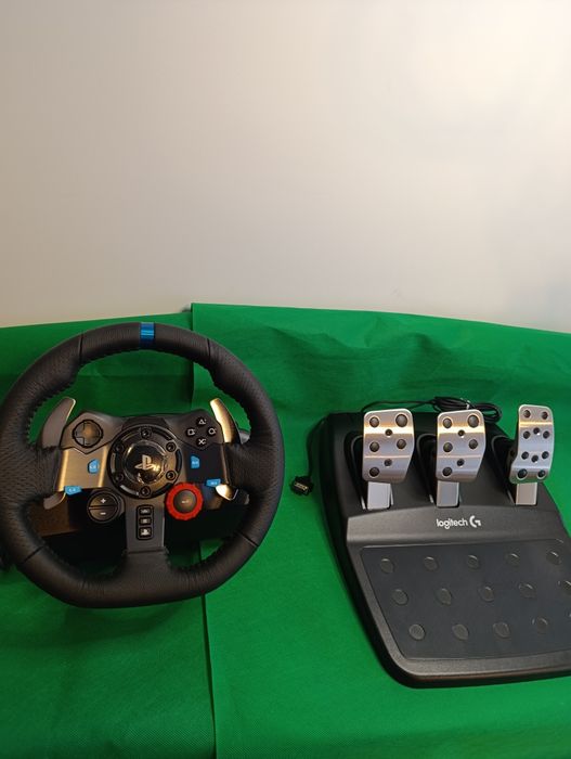 Volante G29, pedais e auscultadores Logitech (3 anos garantia)