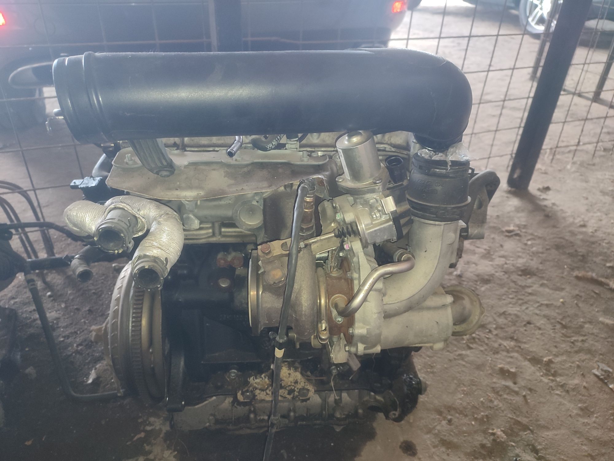 Двигун CPR 1.8 tsi Passat NMS B7 B8 АКПП тубріна колектор