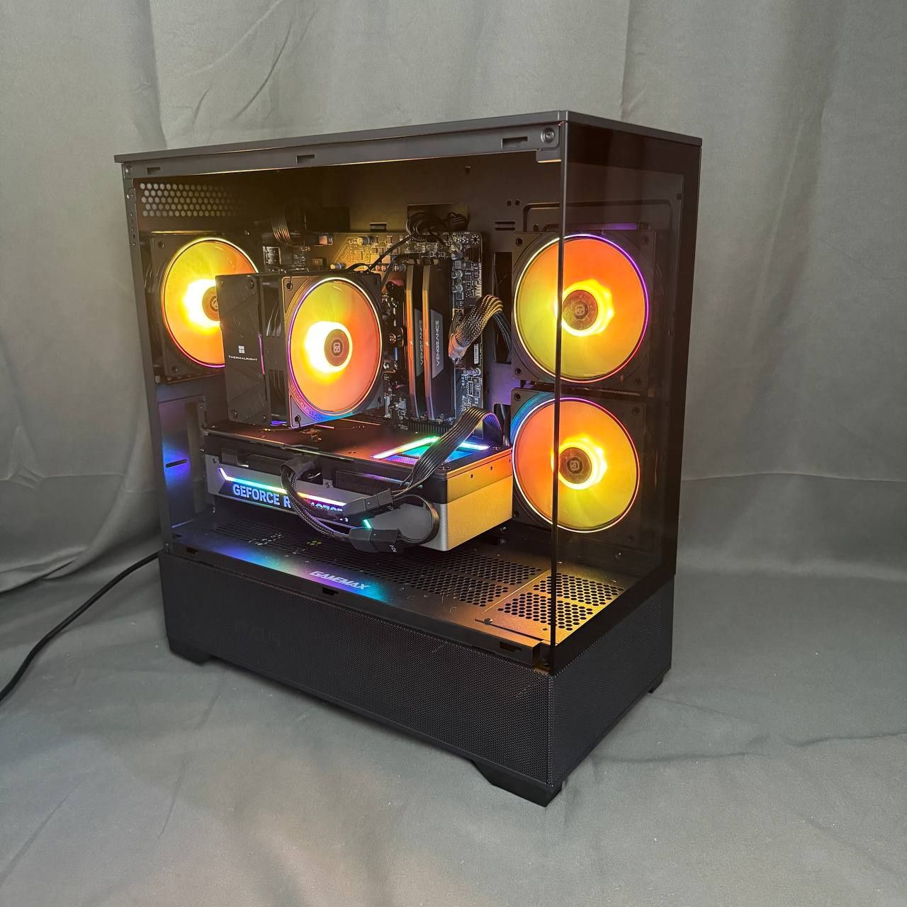 ІГРОВИЙ КОМП'ЮТЕР, RTX 4070, Ryzen 7 5700x, 32GB DDR4, M2 1TB