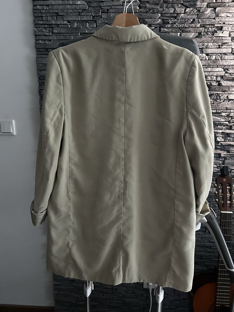 Beżowa marynarka H&M