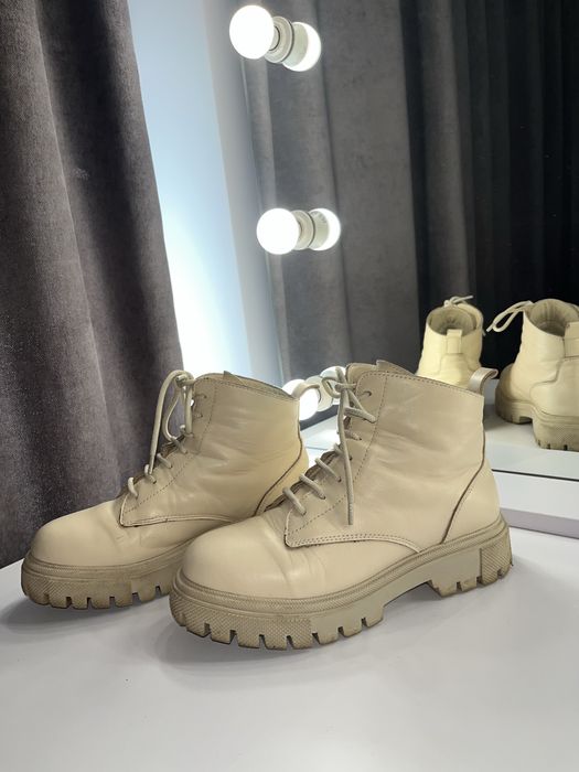 Розпродаж! Шкіряні зимові черевики (б/в)