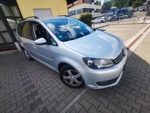 Volkswagen Touran 2014 рік