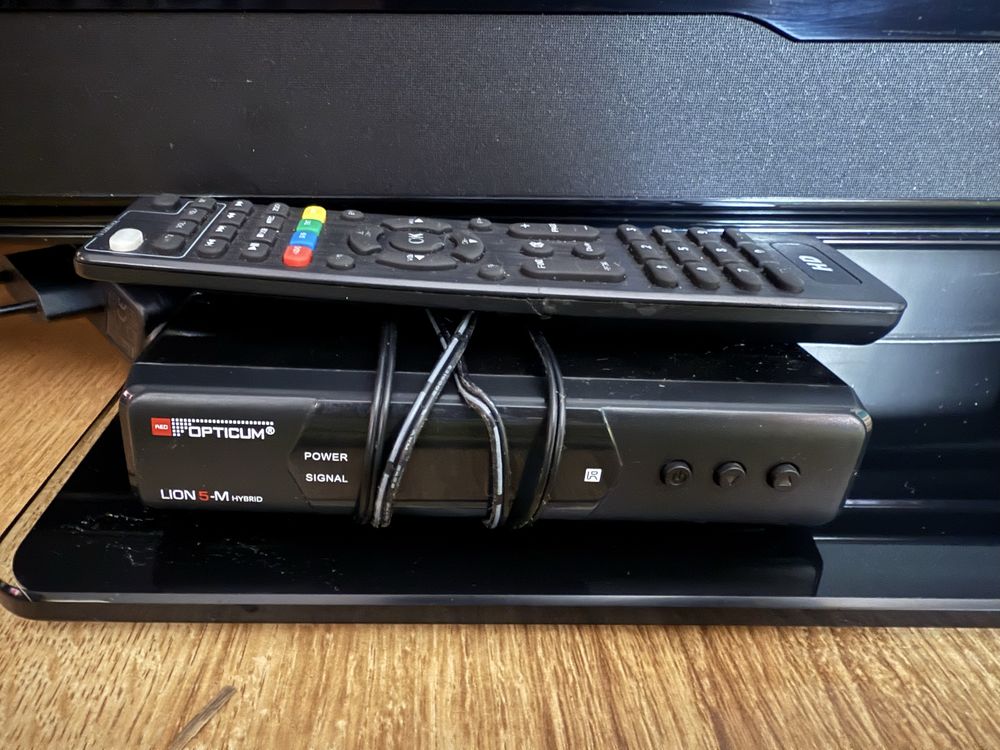 Telewizor Philips 42 cale z dekoderem DVBT-2