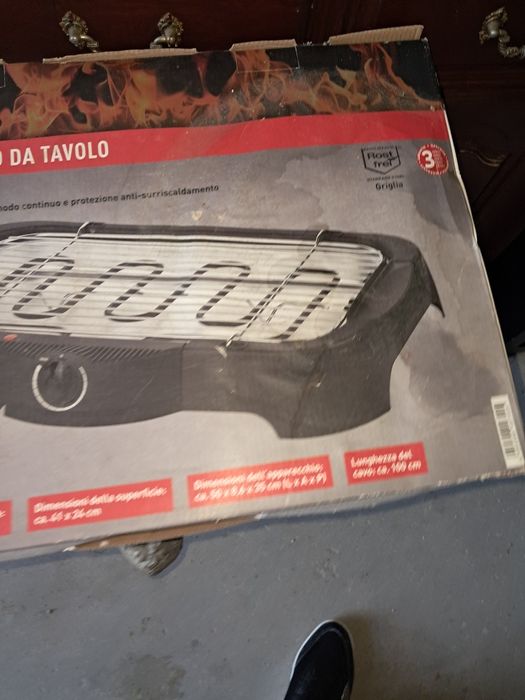 Grelhador eléctrico de mesa