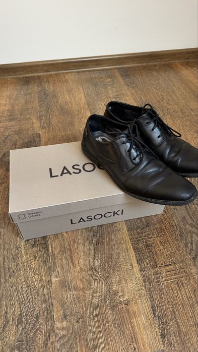 Skórzane buty wizytowe Lasoski 43