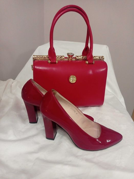 Туфлі лак шкіра , сумка лак