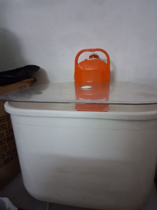 Antiga máquina de lavar roupa  portátil