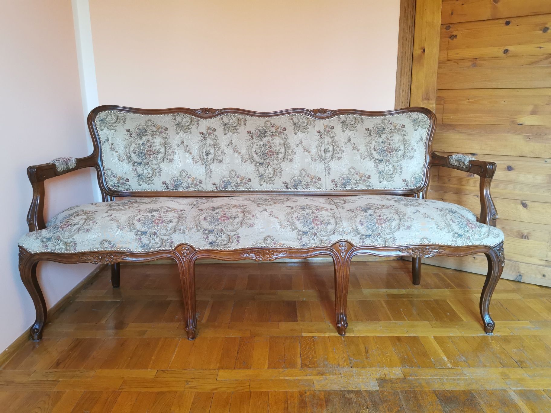 Zestaw mebli w stylu Ludwika XV - sofa i dwa krzesła - elegancki kompl
