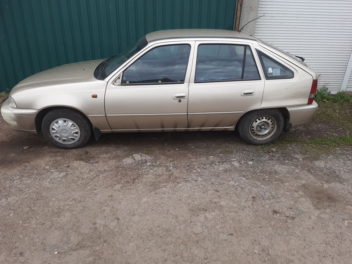 В разборе Daewoo Nexia N 100 ,н 100 хэтчбек, N 150.