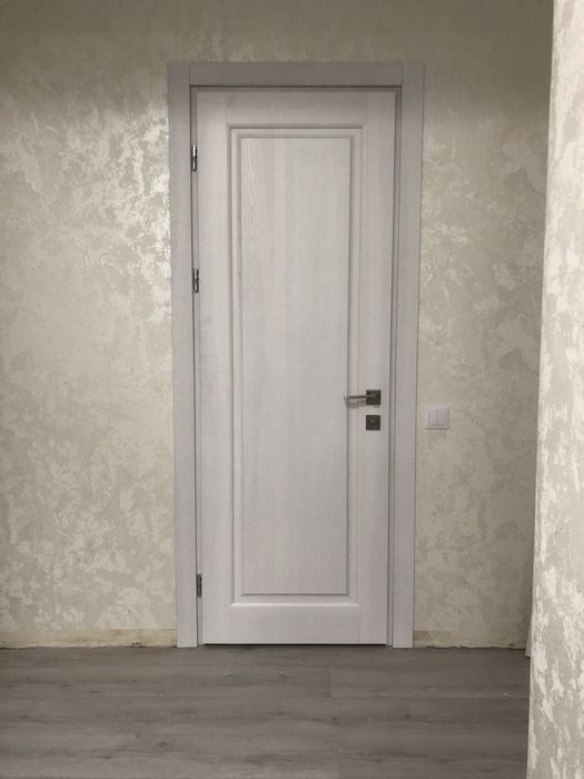 Двері міжкімнатні, деревянні