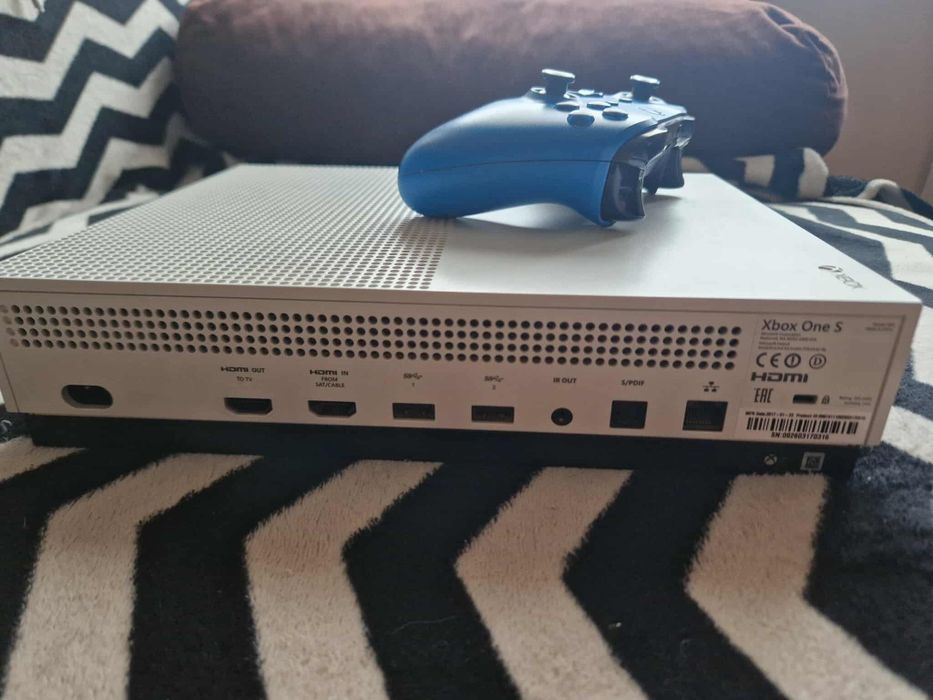 Xbox one s konsola