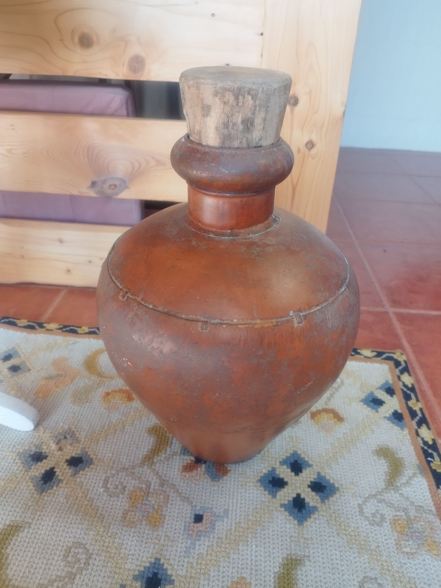 Bilha Antiga em Ferro Forjado –  aprox. 50 cm