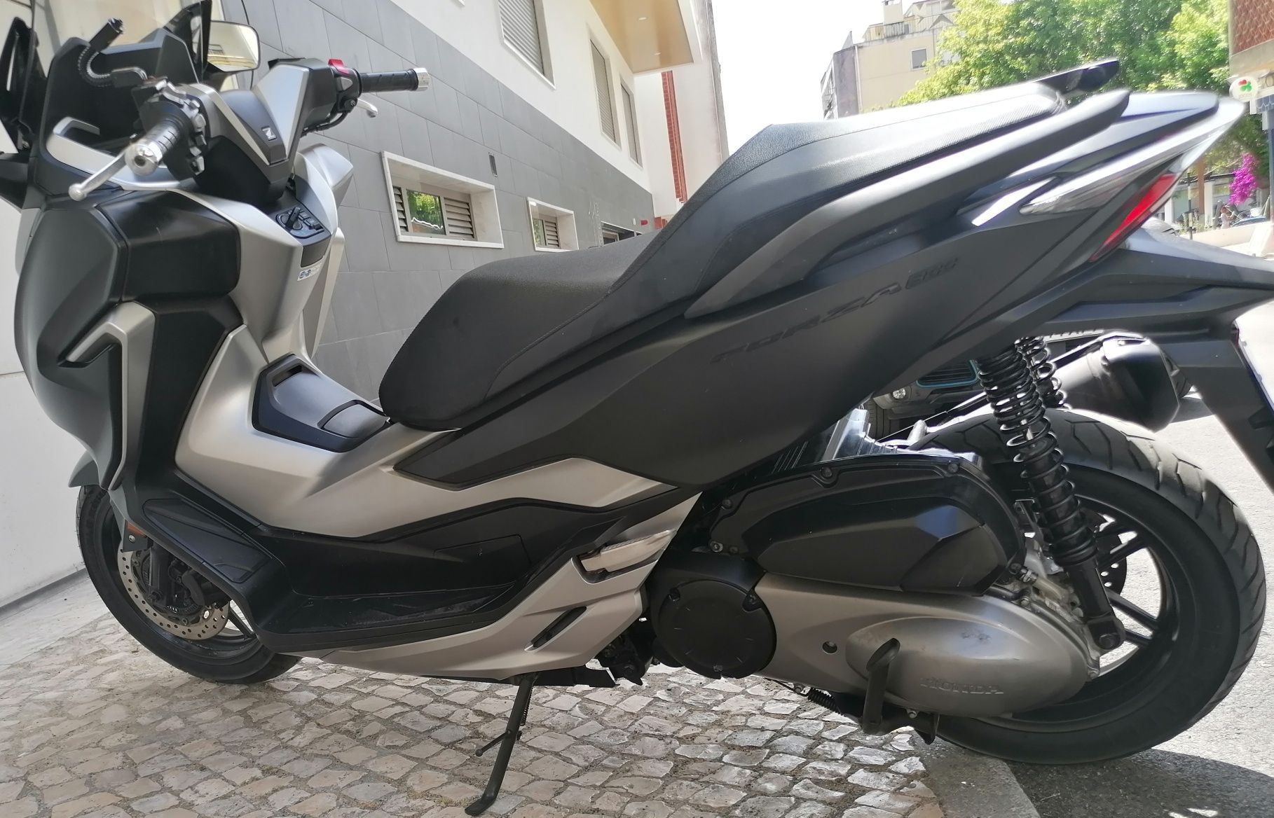 H, Forza 300 ano2020. 13000kms