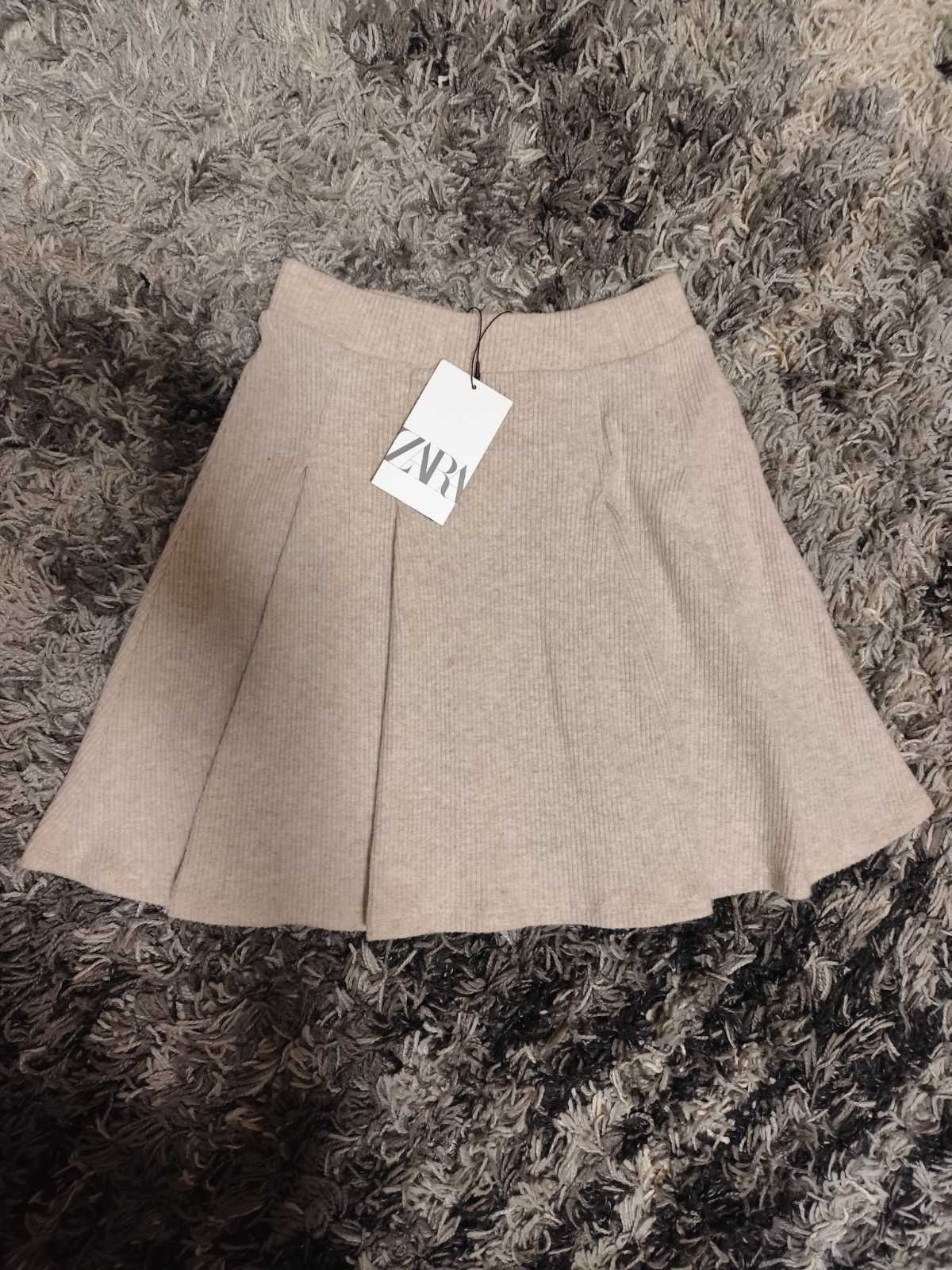 Стильна спідниця Zara р.152