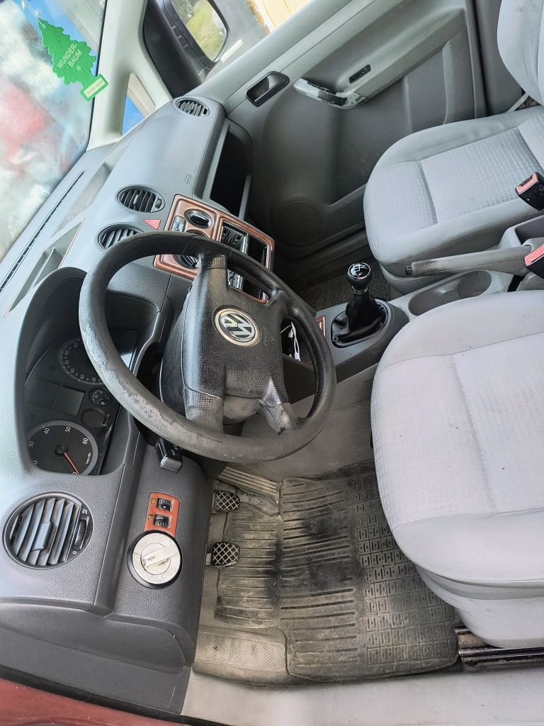 VW Caddy 2.0SDI 2004r. 5 osób / hak
