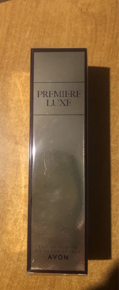 Woda Premiere Luxe Avon