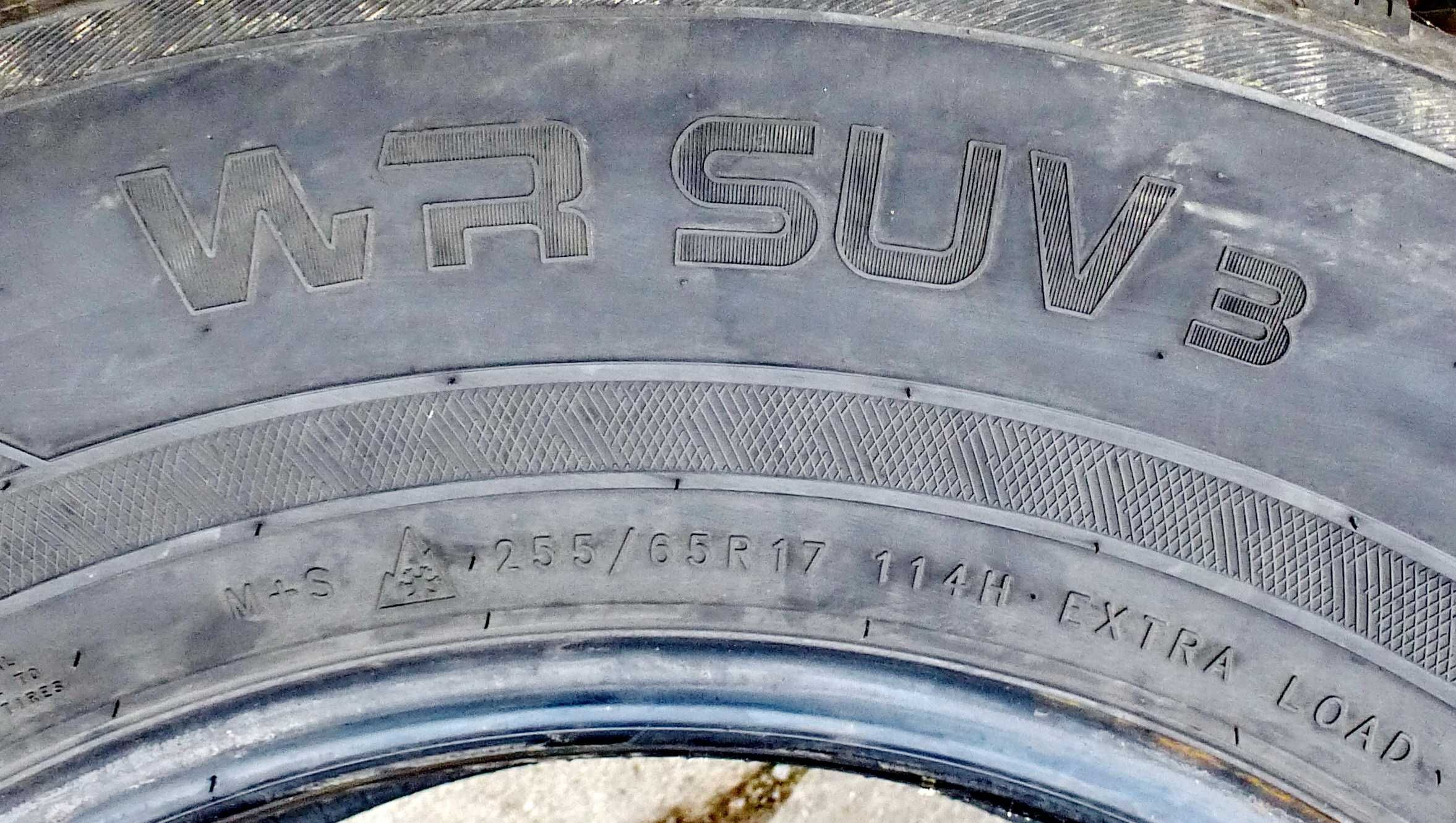 255/65 R17 XL Nokian WR SUV opony zimowe 5 mm / 1 z 4 / montaż wysyłka