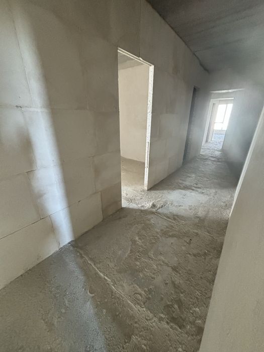 Велика 2кімнатна квартира з терасою в Континенті 4 черга
