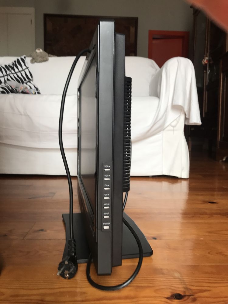 Tv LCD 19” viewSonic HDMI